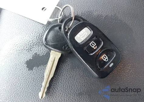 2018 Hyundai Elantra Sel z USA, uszkodzony, nr VIN 5NPD84LF2JH263225